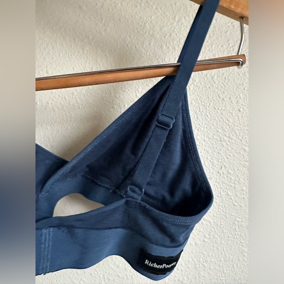 RicherPoorer Bralette - Picture 5 of 11